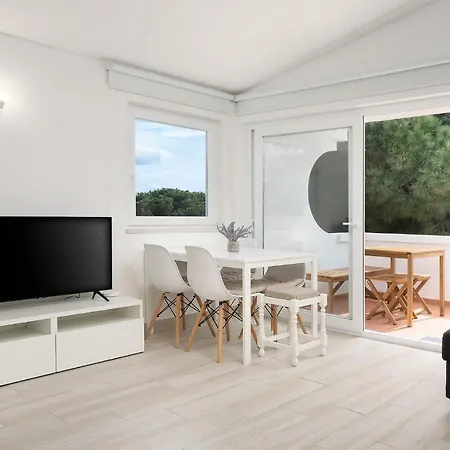 Apartamento Sunny - 5min To The By Lovelystay