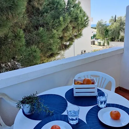 Appartement Sunny - 5min To The By Lovelystay